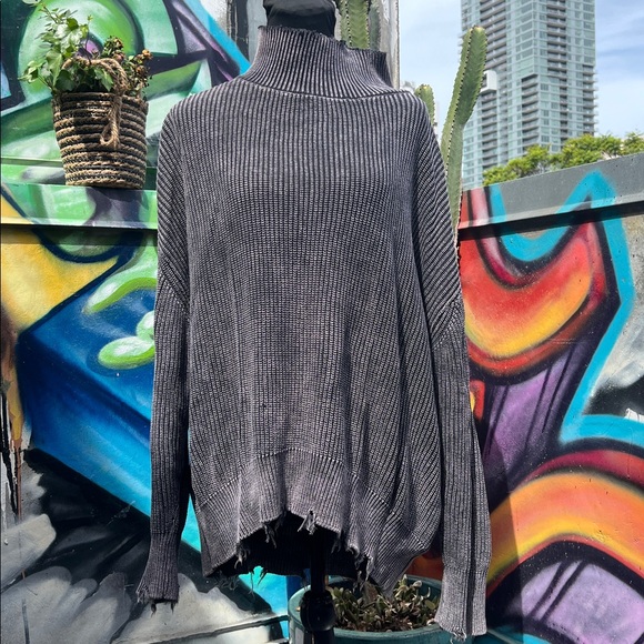 Young Fabulous & Broke Gray Sweater - Picture 2 of 15